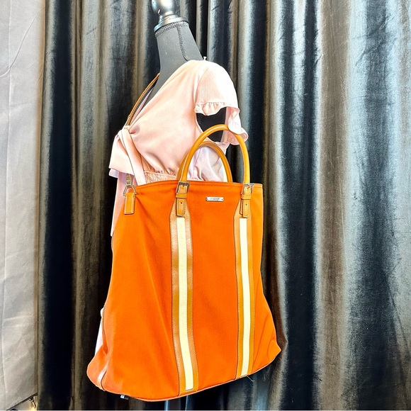 GUCCI Orange cloth canvas overnight duffel weekender crossbody bag with β¦ - Picture 2 of 16